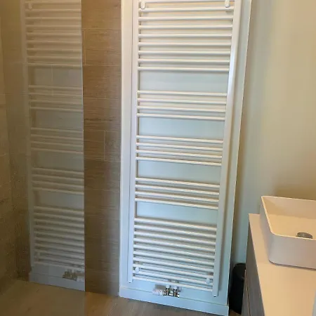 Spiksplinternieuw In Palazzo Verde 公寓